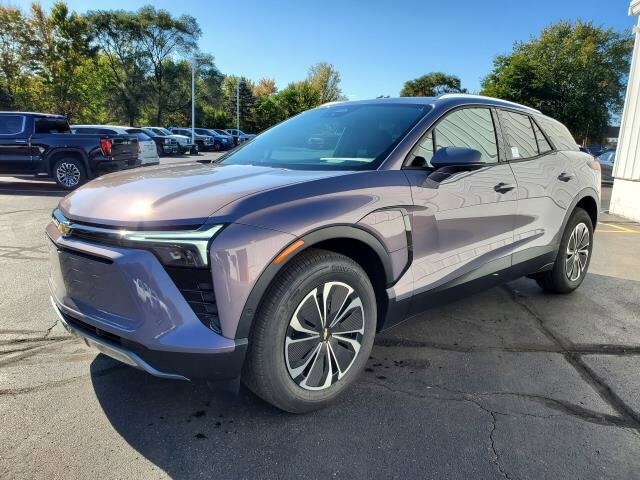 2025 Chevrolet Blazer EV photo 2