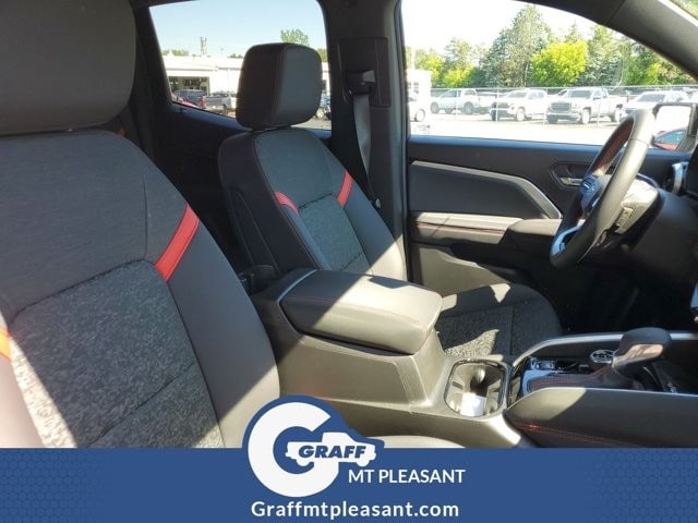 2026 Chevrolet Colorado Z71 - Photo 27