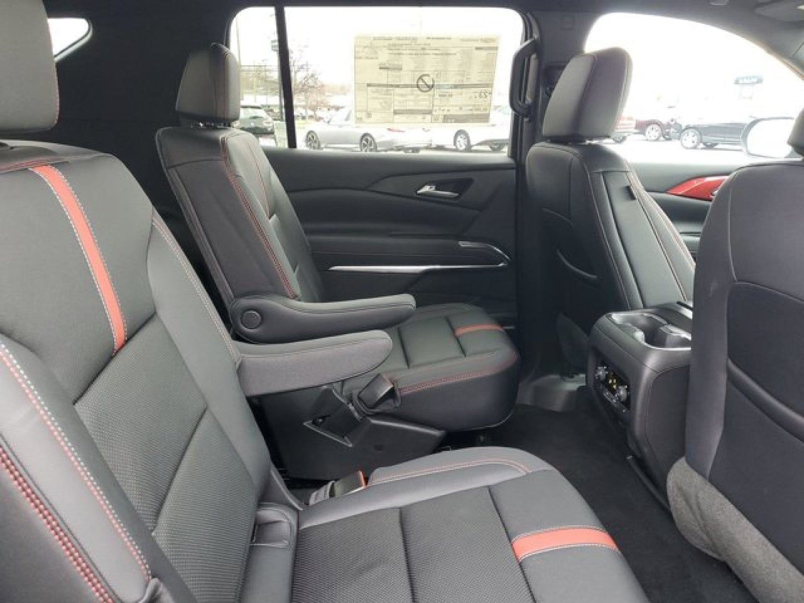 2025 Chevrolet Traverse RS - Photo 62