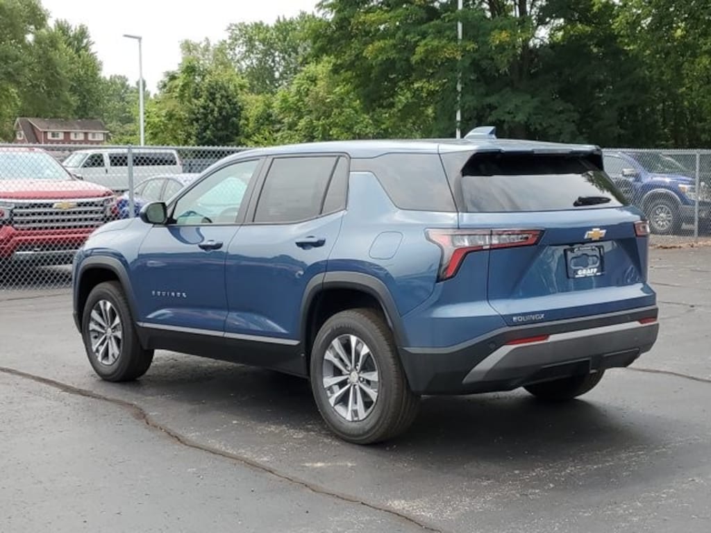 New 2027 Chevrolet Equinox LT SUV