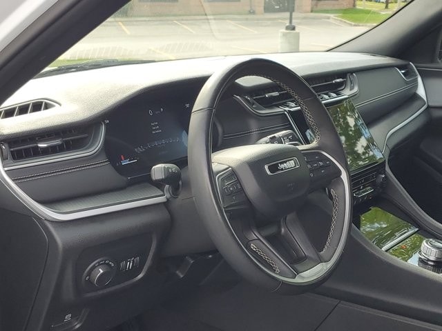 2024 Jeep Grand Cherokee L Altitude - Photo 10
