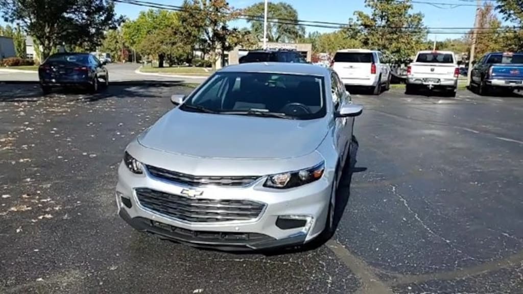 Used 2018 Chevrolet Malibu LT Car