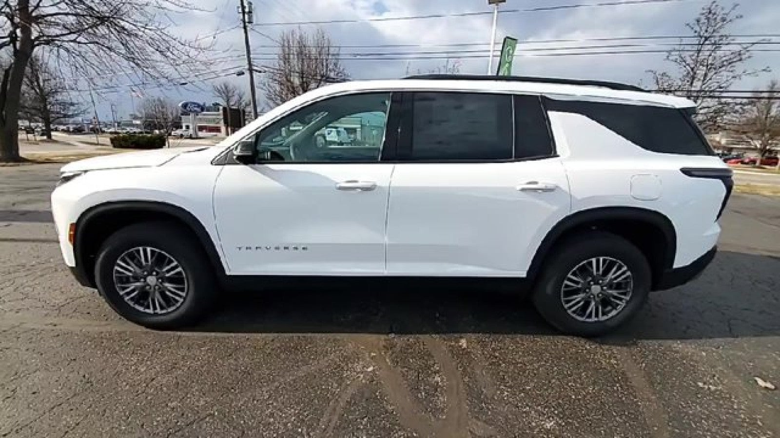 2026 Chevrolet Traverse LT - Photo 36