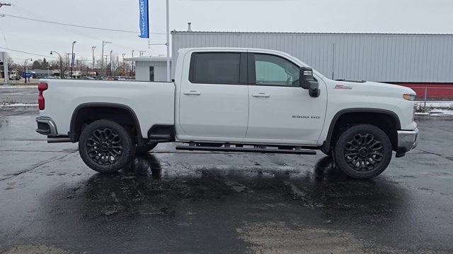 2025 Chevrolet Silverado 2500 HD LT - Photo 9