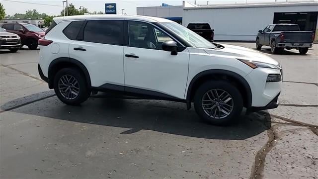 Used 2021 Nissan Rogue S with VIN 5N1AT3AB0MC755694 for sale in Mount Pleasant, MI