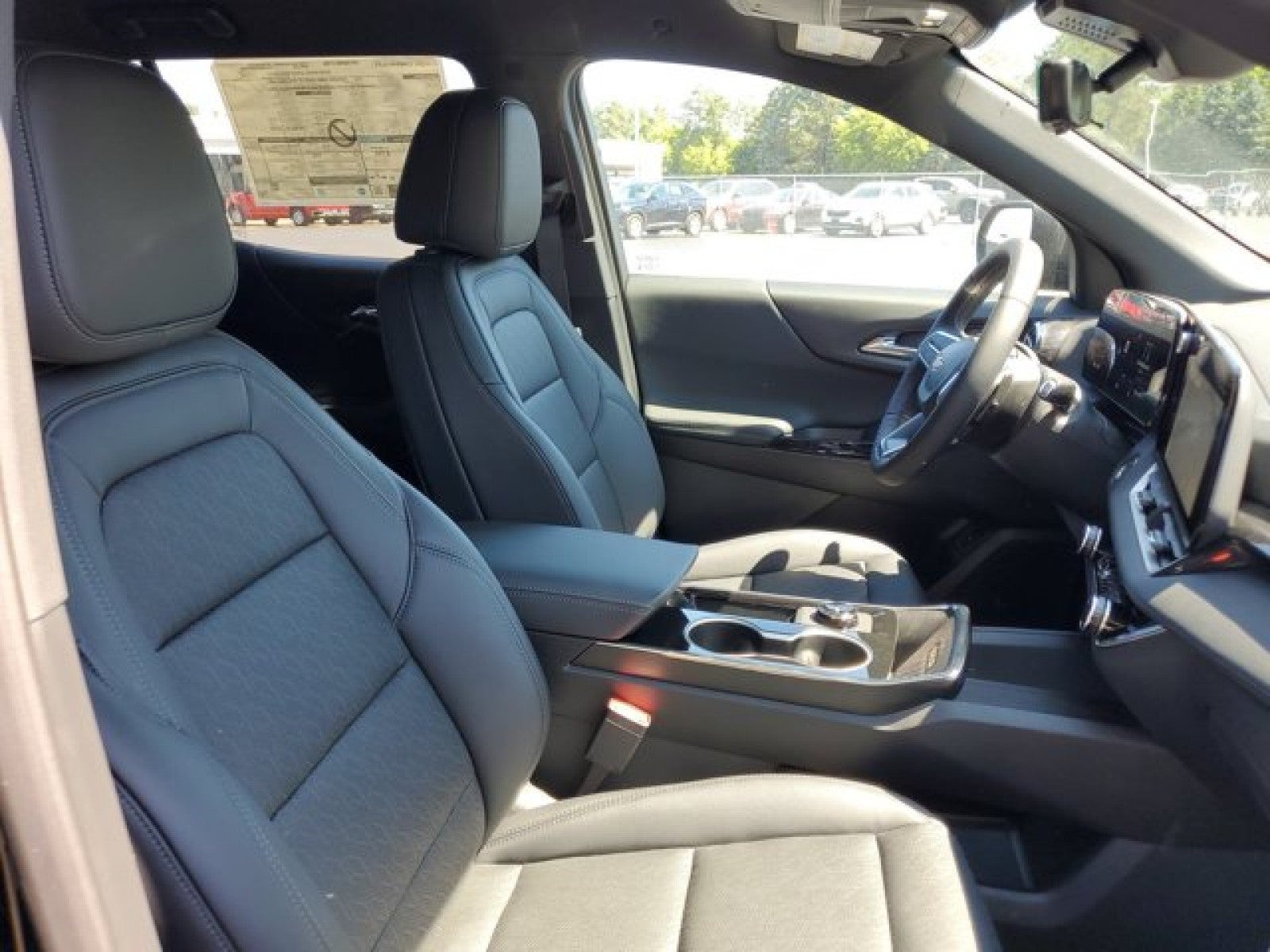 2026 Chevrolet Equinox LT - Photo 62