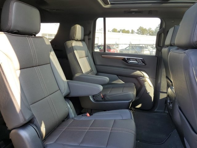 2025 Chevrolet Suburban High Country - Photo 28