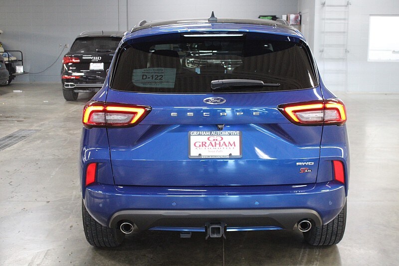 2023 Ford Escape ST-Line Elite photo 4