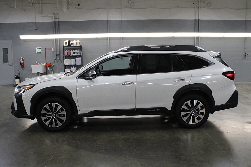 Used 2024 Subaru Outback Touring with VIN 4S4BTAPC1R3119379 for sale in Sioux Falls, SD