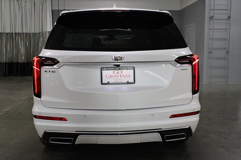 2025 Cadillac XT6 Premium Luxury photo 4