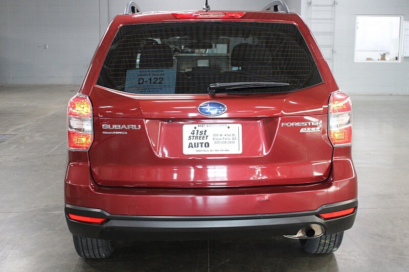 2015 Subaru Forester 2.5i photo 4
