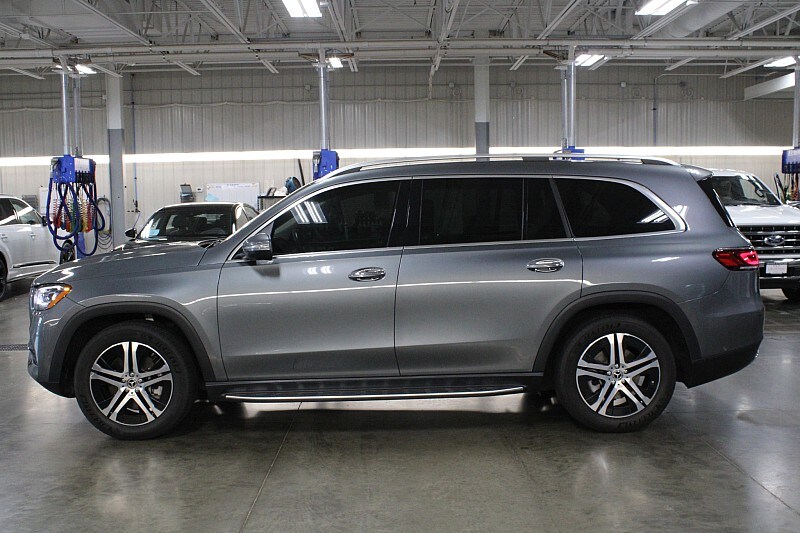 2020 Mercedes Benz GLS 450 photo 2