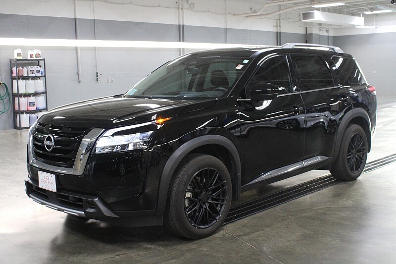 Used 2024 Nissan Pathfinder Platinum with VIN 5N1DR3DK9RC229532 for sale in Sioux Falls, SD