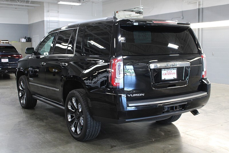 2019 Gmc Yukon Denali photo 3