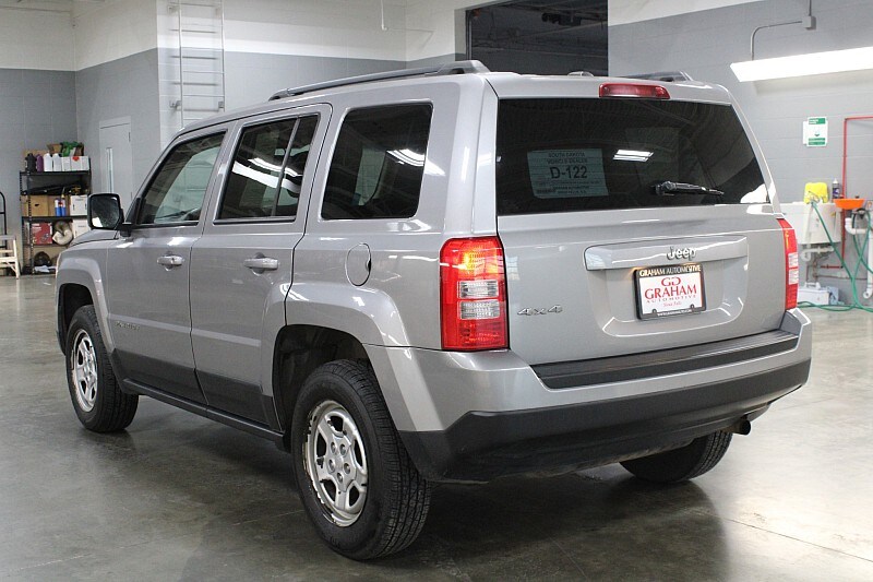 2016 Jeep Patriot Sport photo 3