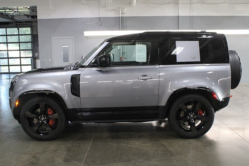 2023 Land Rover Defender X photo 2