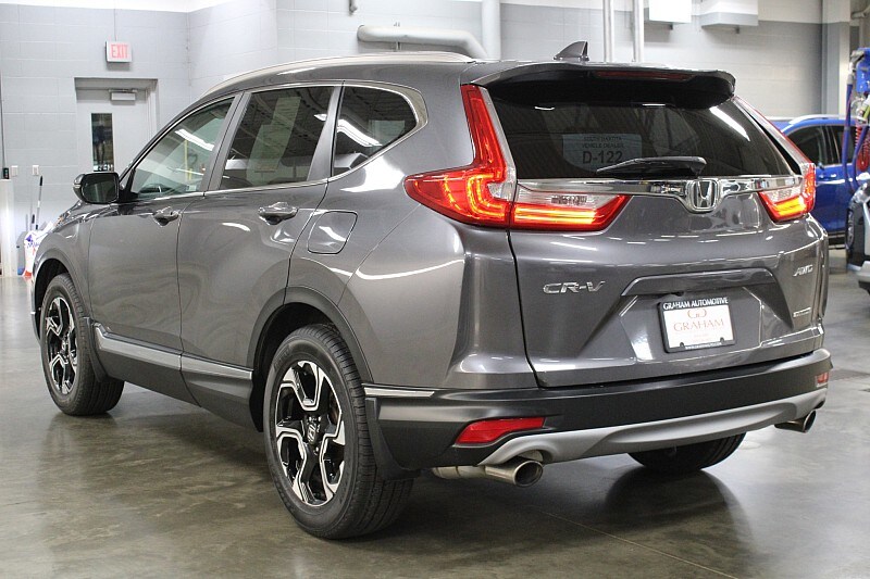 2019 Honda CR-V Touring photo 3