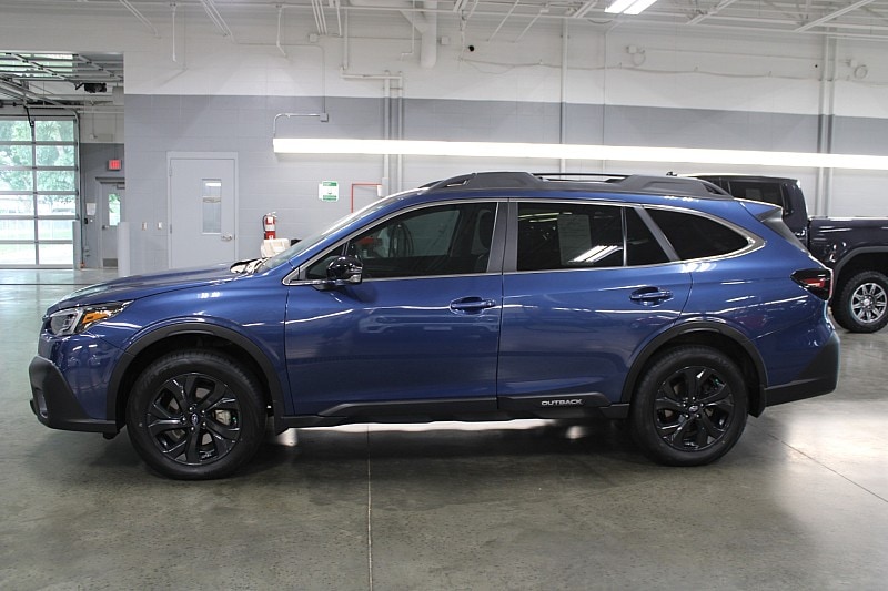 Used 2020 Subaru Outback Onyx Edition with VIN 4S4BTGKD7L3122801 for sale in Sioux Falls, SD