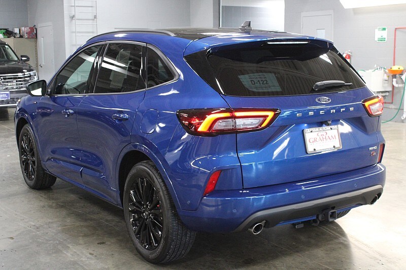 2023 Ford Escape ST-Line Elite photo 3