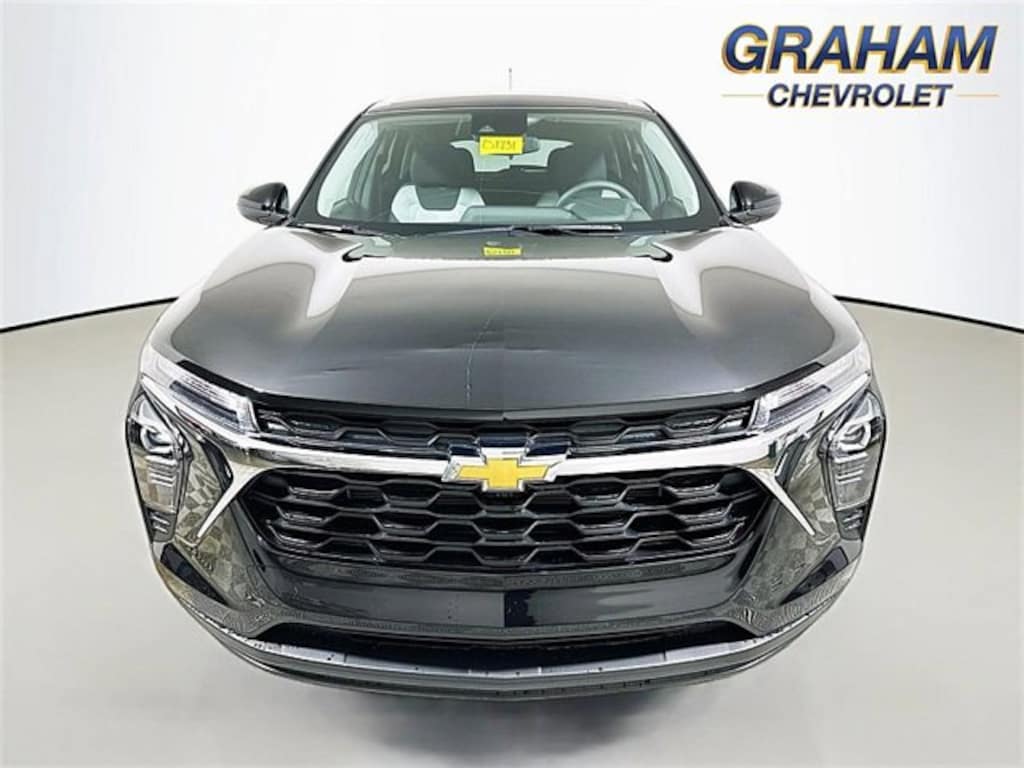 New 2026 Chevrolet Trax LS SUV