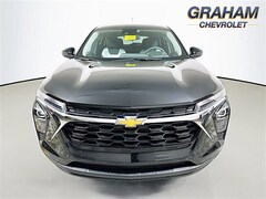 2026 Chevrolet Trax LS SUV