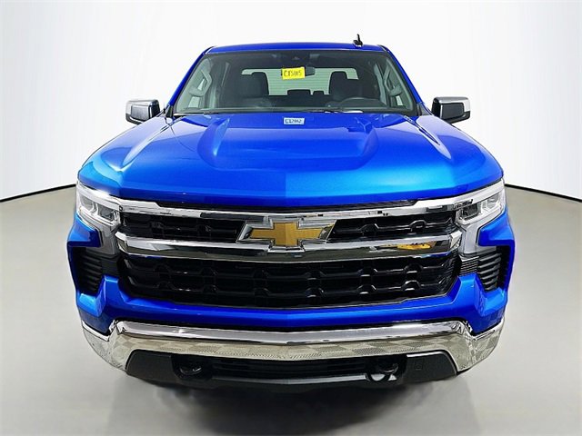 2025 Chevrolet Silverado 1500 LT photo 2