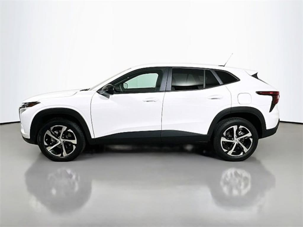 Used 2025 Chevrolet Trax 1RS SUV