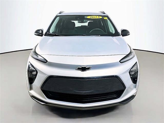 2023 Chevrolet Bolt EUV photo 2