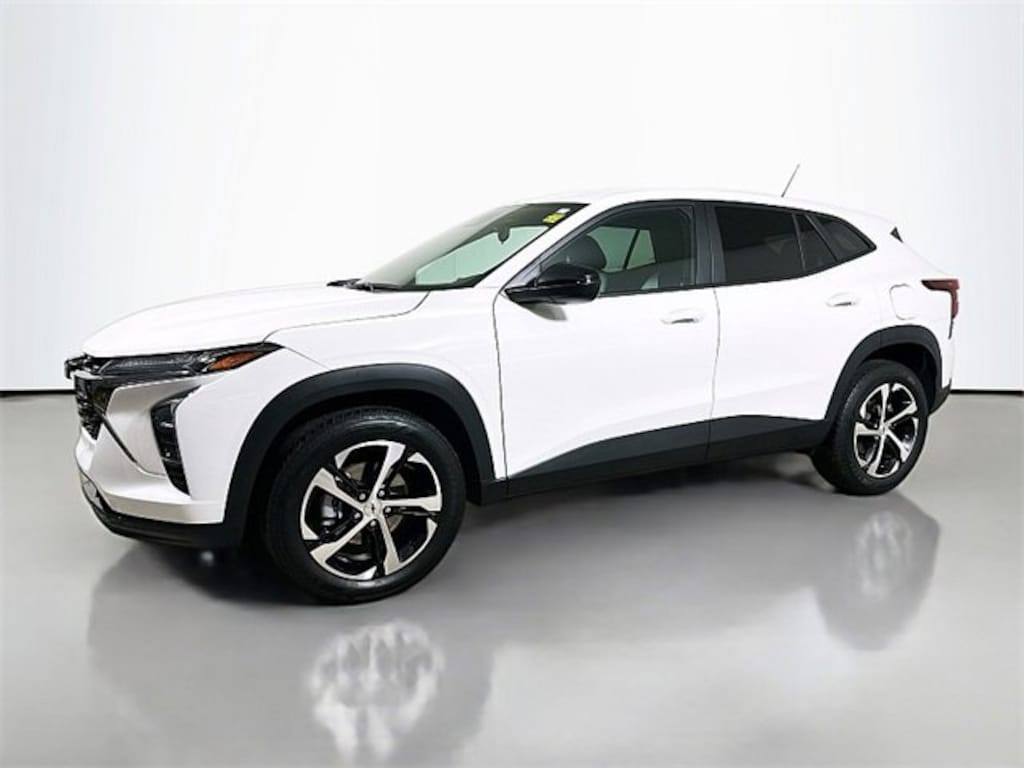 Used 2025 Chevrolet Trax 1RS SUV