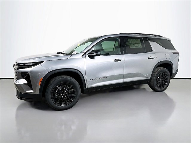 2026 Chevrolet Traverse 2LT photo 3