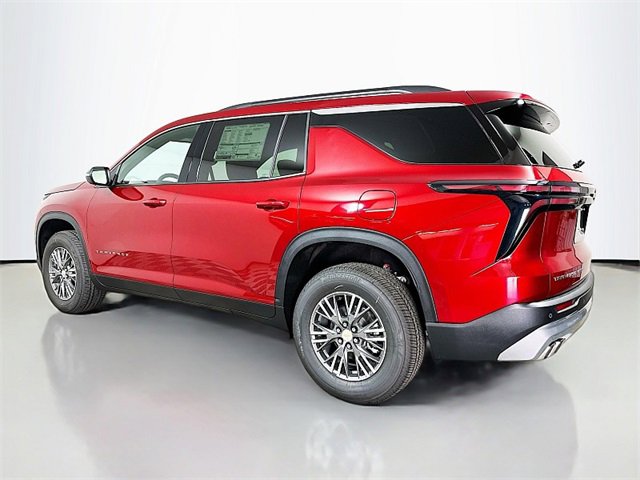 2026 Chevrolet Traverse 2LT photo 3