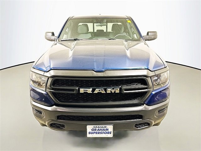 2024 Ram 1500 Tradesman photo 2