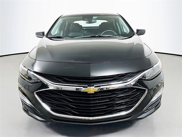2023 Chevrolet Malibu 1LT photo 2