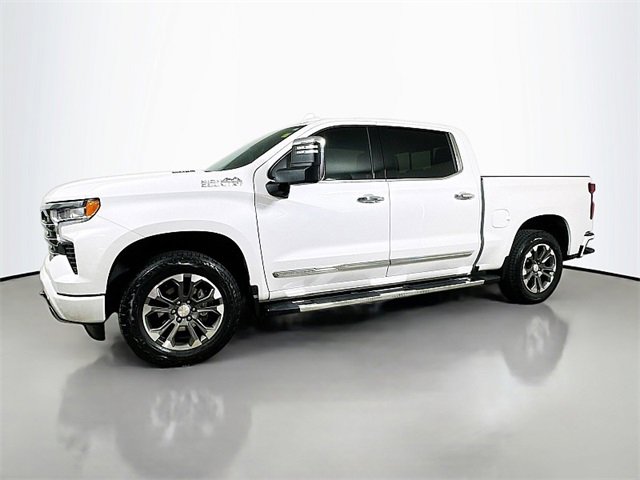 2024 Chevrolet Silverado 1500 High Country photo 3