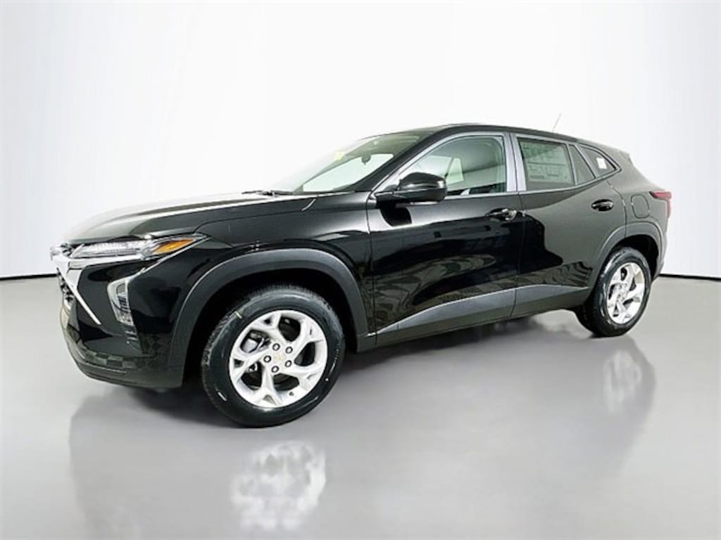 New 2026 Chevrolet Trax LS SUV