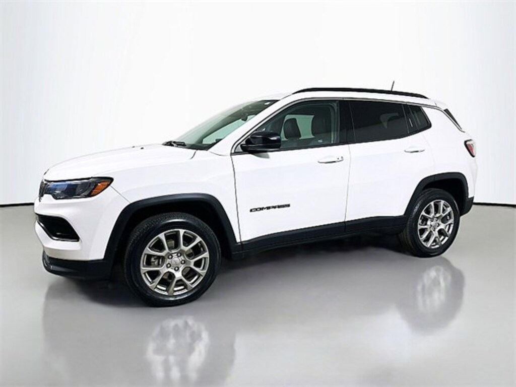 Used 2022 Jeep Compass Latitude Lux