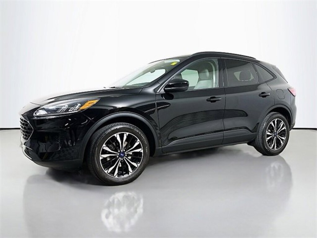 Used 2022 Ford Escape SE