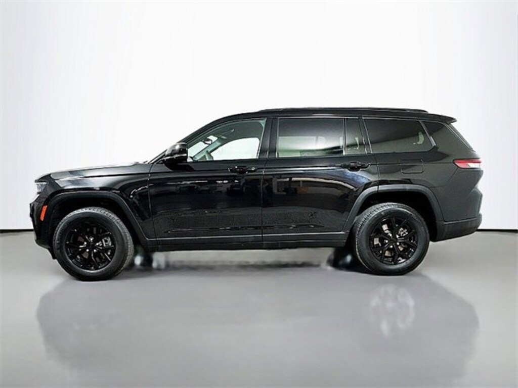 Used 2024 Jeep Grand Cherokee L Altitude