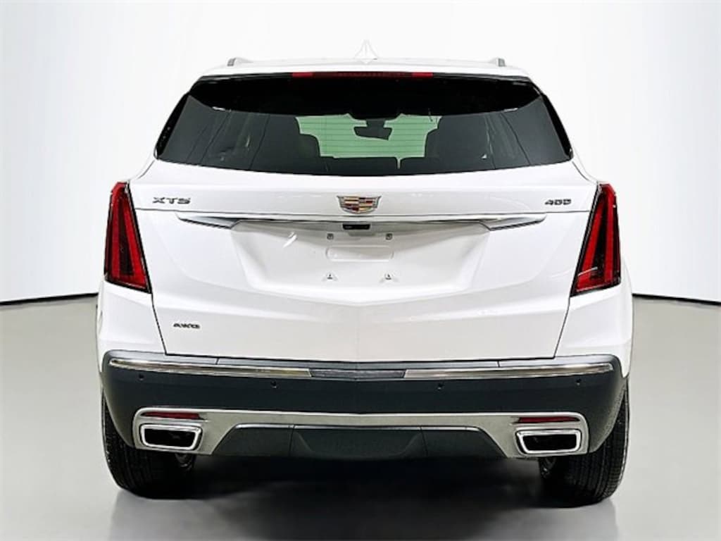 New 2026 CADILLAC XT5 Premium Luxury SUV
