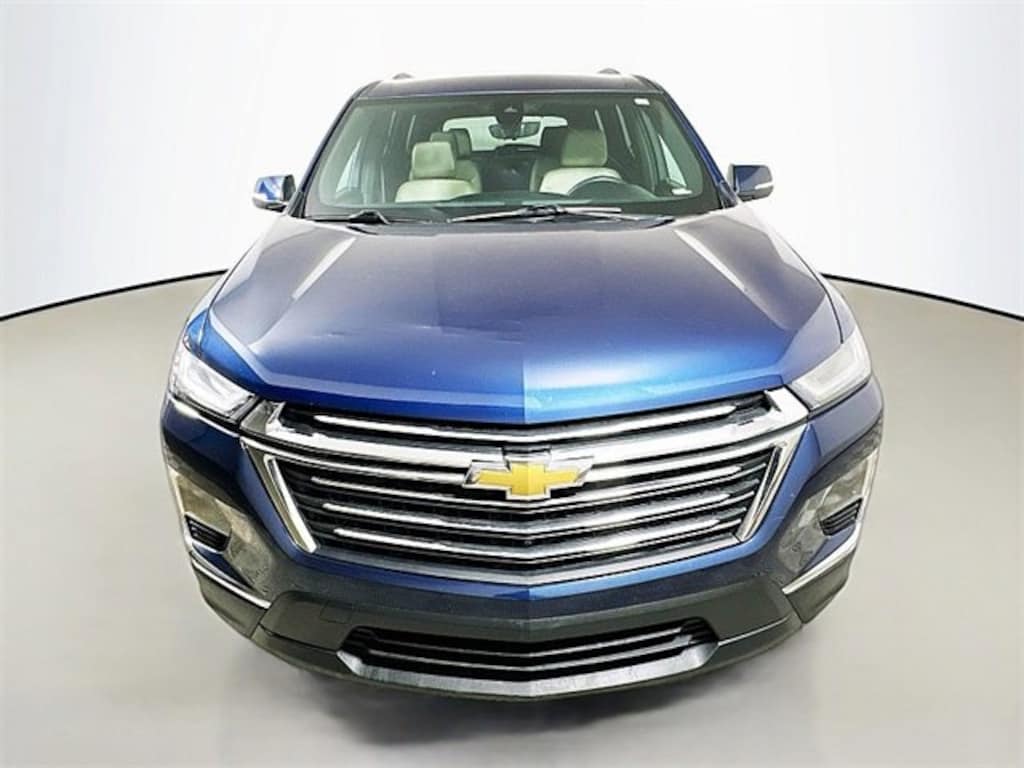 Used 2023 Chevrolet Traverse LT Leather SUV