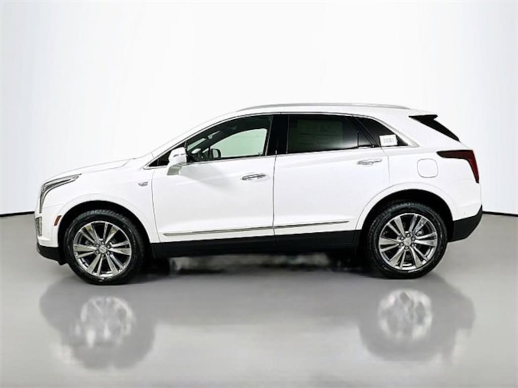 New 2026 CADILLAC XT5 Premium Luxury SUV