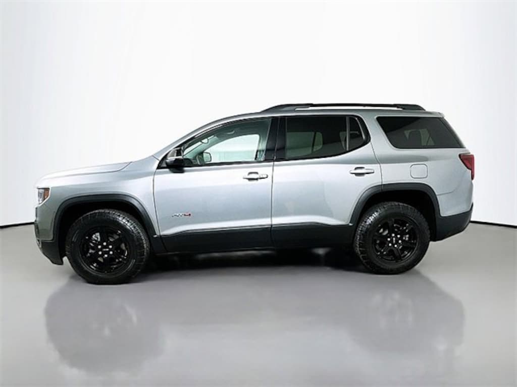 Used 2023 GMC Acadia AT4 SUV