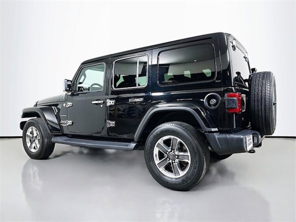 Used 2018 Jeep Wrangler Unlimited Sahara