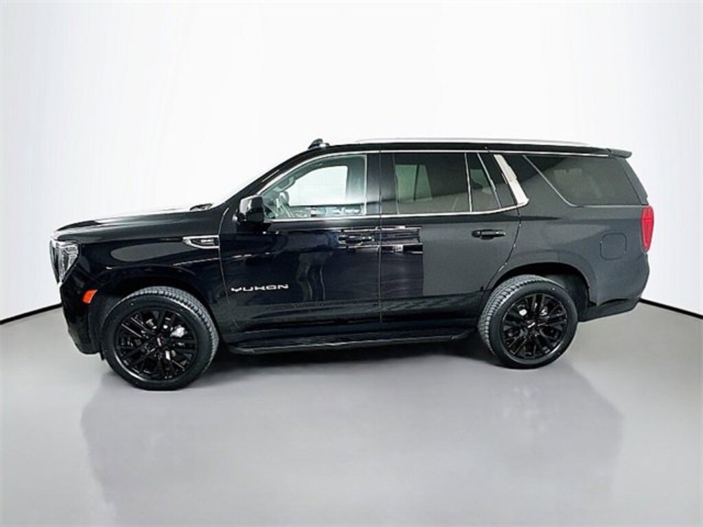 Used 2023 GMC Yukon SLE SUV