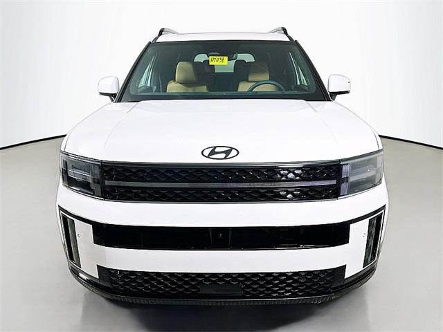 2026 Hyundai Santa Fe Calligraphy photo 2