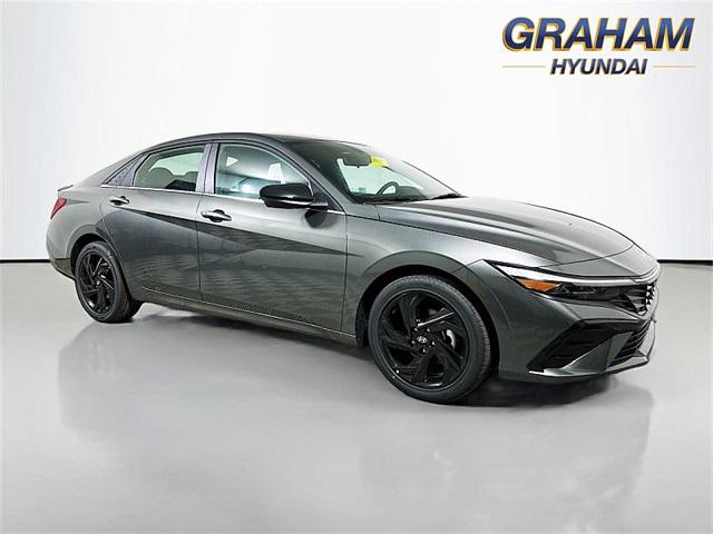 2026 Hyundai Elantra SEL's photo