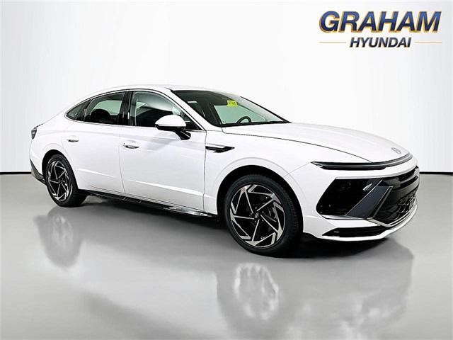 2026 Hyundai Sonata SEL's photo