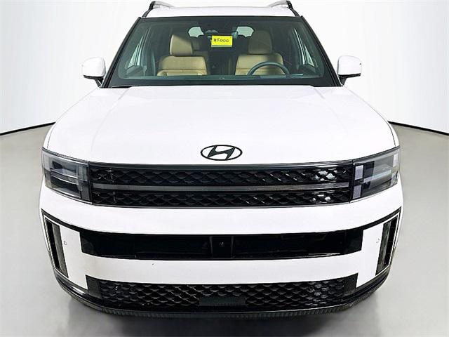 2026 Hyundai Santa Fe Calligraphy photo 2