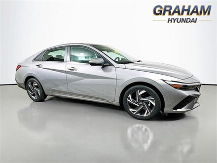 2025 Hyundai Elantra SEL Convenience Sedan