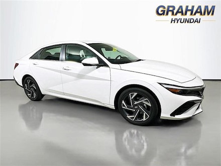 2025 Hyundai Elantra SEL Convenience Sedan